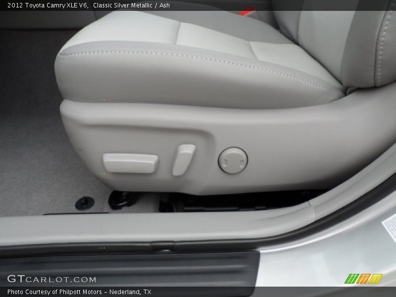 Classic Silver Metallic / Ash 2012 Toyota Camry XLE V6