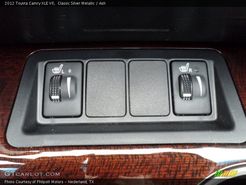 Classic Silver Metallic / Ash 2012 Toyota Camry XLE V6