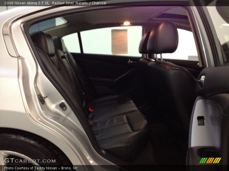 Radiant Silver Metallic / Charcoal 2008 Nissan Altima 3.5 SE