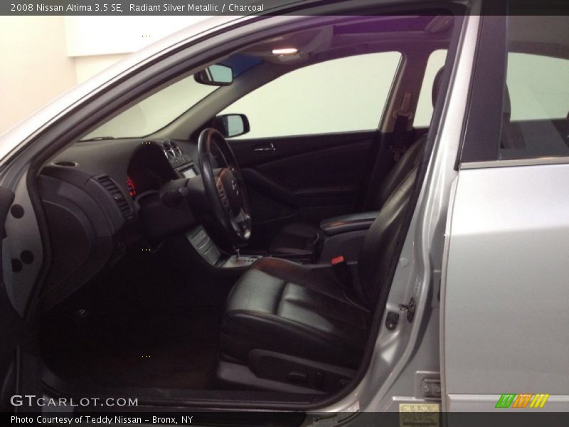 Radiant Silver Metallic / Charcoal 2008 Nissan Altima 3.5 SE