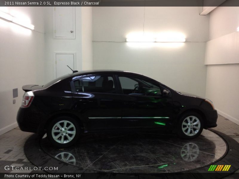 Espresso Black / Charcoal 2011 Nissan Sentra 2.0 SL