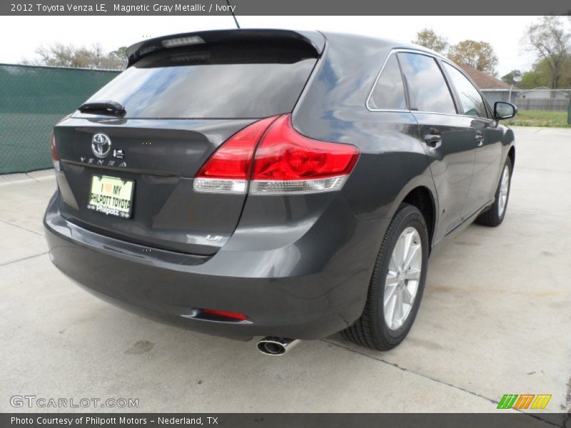 Magnetic Gray Metallic / Ivory 2012 Toyota Venza LE