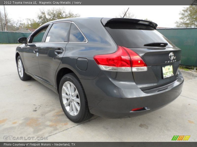 Magnetic Gray Metallic / Ivory 2012 Toyota Venza LE