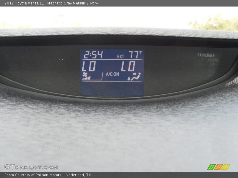 Magnetic Gray Metallic / Ivory 2012 Toyota Venza LE