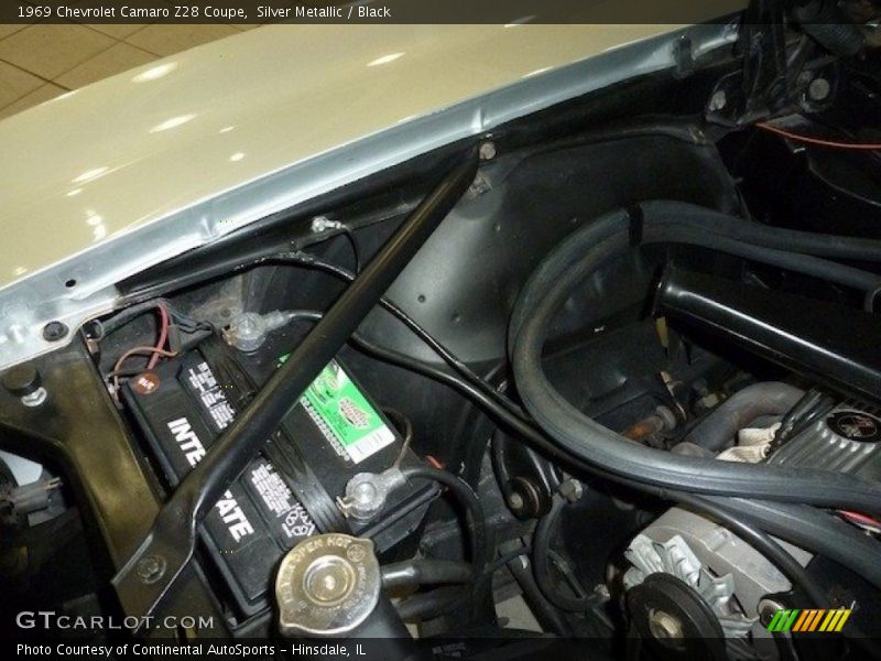 1969 Camaro Z28 Coupe Engine - 302 cid Turbo-Fire OHV 16-Valve V8