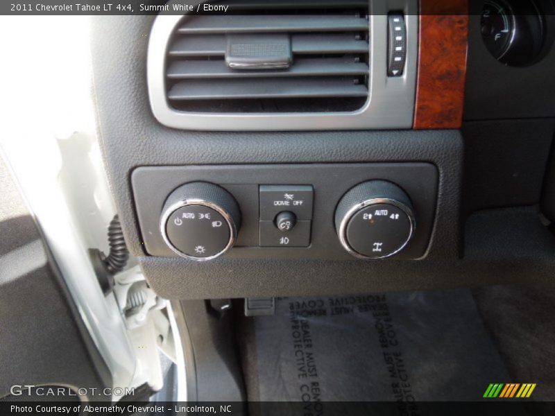 Summit White / Ebony 2011 Chevrolet Tahoe LT 4x4