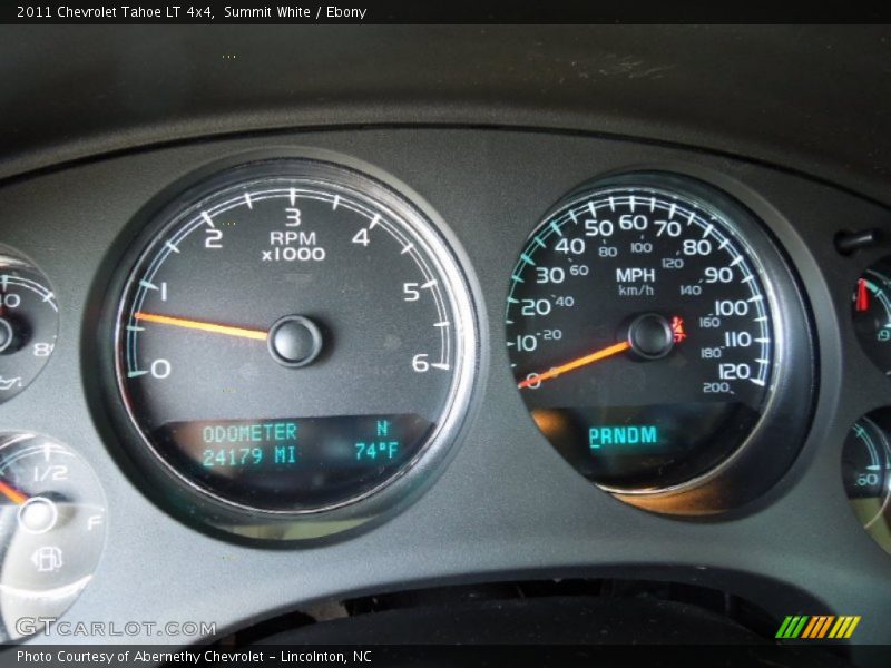 Summit White / Ebony 2011 Chevrolet Tahoe LT 4x4