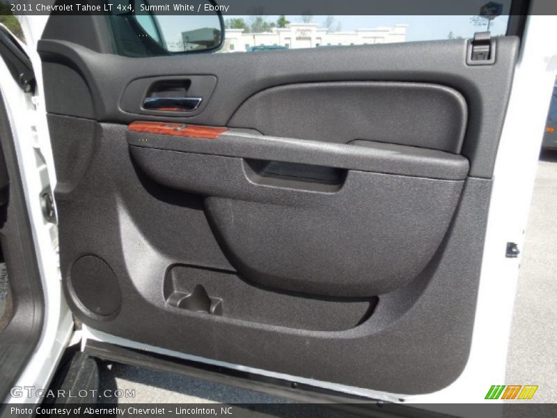 Summit White / Ebony 2011 Chevrolet Tahoe LT 4x4