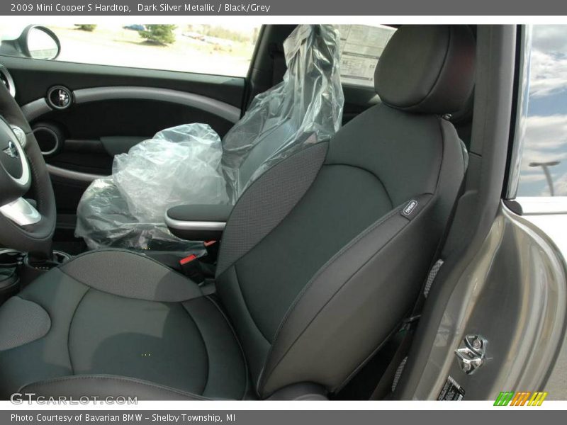 Dark Silver Metallic / Black/Grey 2009 Mini Cooper S Hardtop