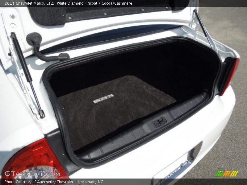 White Diamond Tricoat / Cocoa/Cashmere 2011 Chevrolet Malibu LTZ