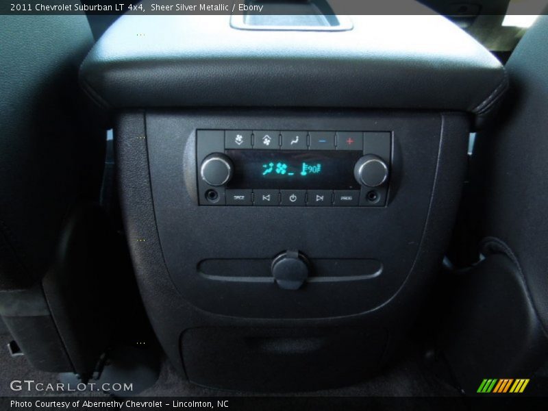 Sheer Silver Metallic / Ebony 2011 Chevrolet Suburban LT 4x4