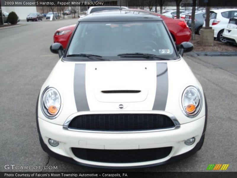 Pepper White / Black/Grey 2009 Mini Cooper S Hardtop