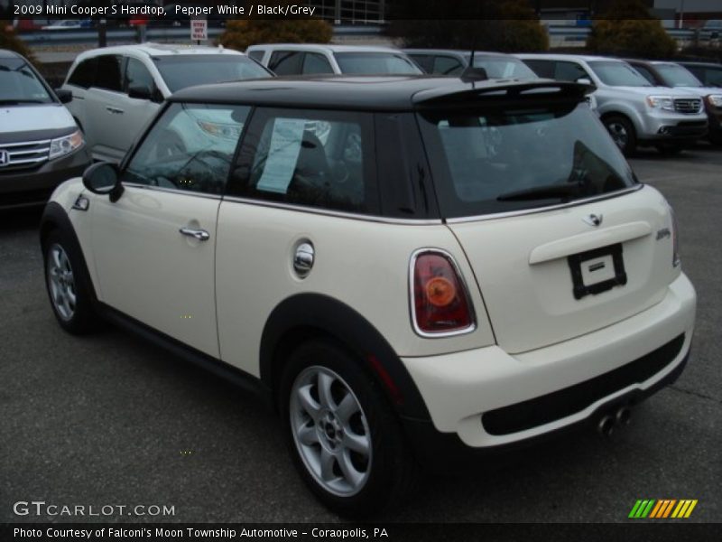 Pepper White / Black/Grey 2009 Mini Cooper S Hardtop