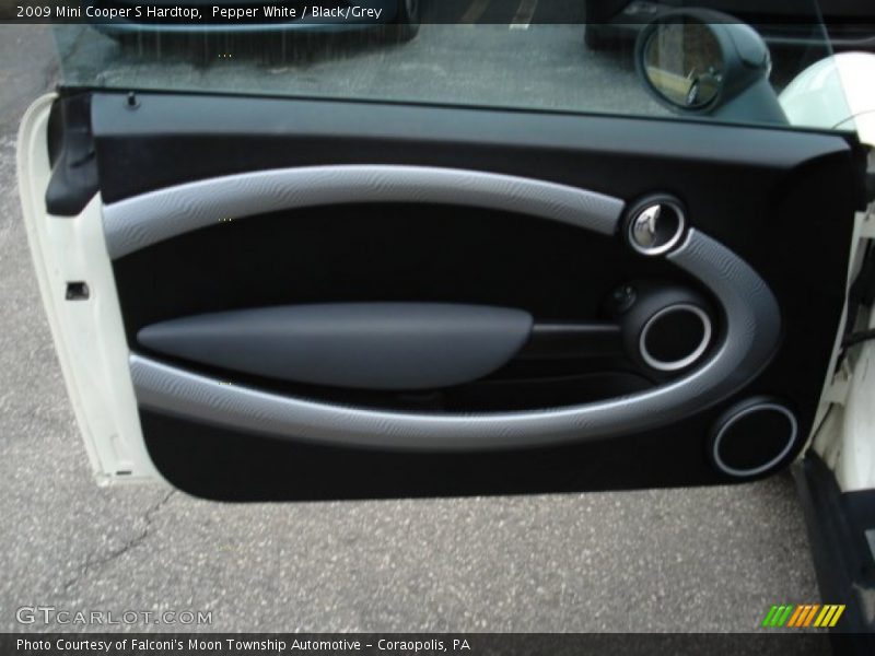 Pepper White / Black/Grey 2009 Mini Cooper S Hardtop