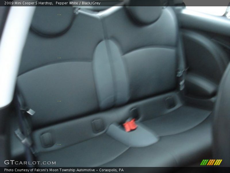 Pepper White / Black/Grey 2009 Mini Cooper S Hardtop