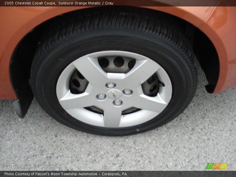 Sunburst Orange Metallic / Gray 2005 Chevrolet Cobalt Coupe