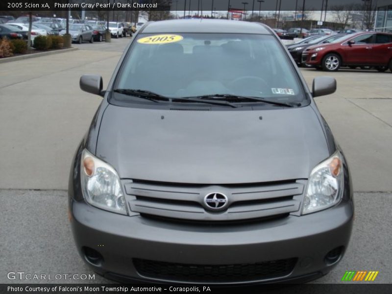 Phantom Gray Pearl / Dark Charcoal 2005 Scion xA
