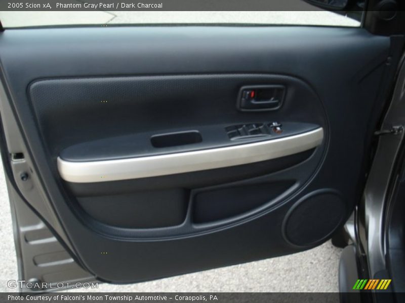 Phantom Gray Pearl / Dark Charcoal 2005 Scion xA