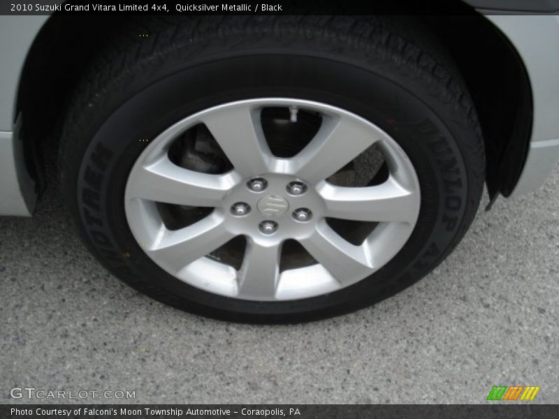 Quicksilver Metallic / Black 2010 Suzuki Grand Vitara Limited 4x4