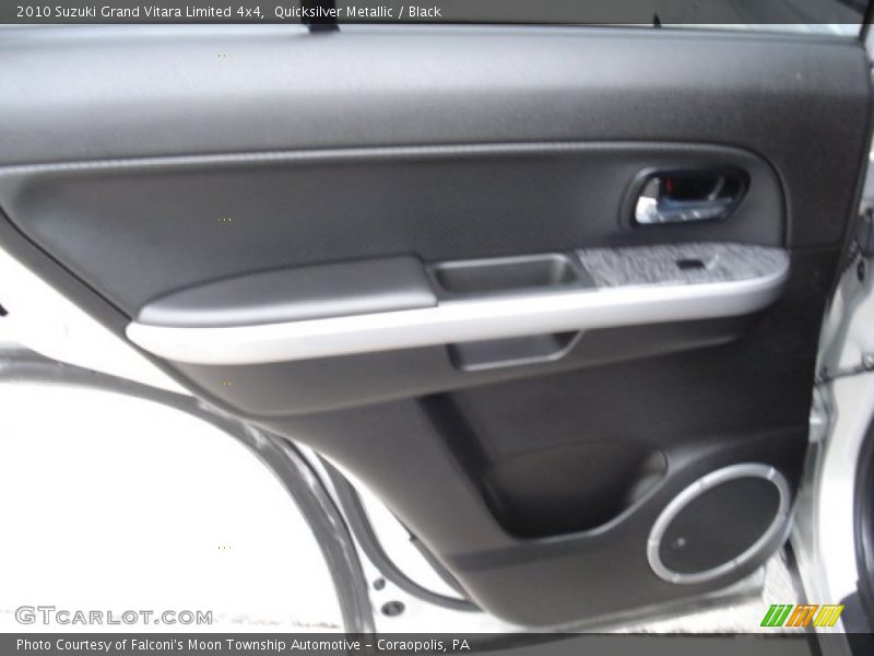 Quicksilver Metallic / Black 2010 Suzuki Grand Vitara Limited 4x4