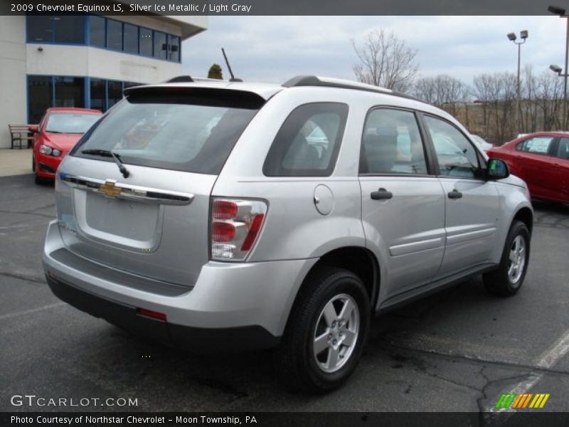 Silver Ice Metallic / Light Gray 2009 Chevrolet Equinox LS