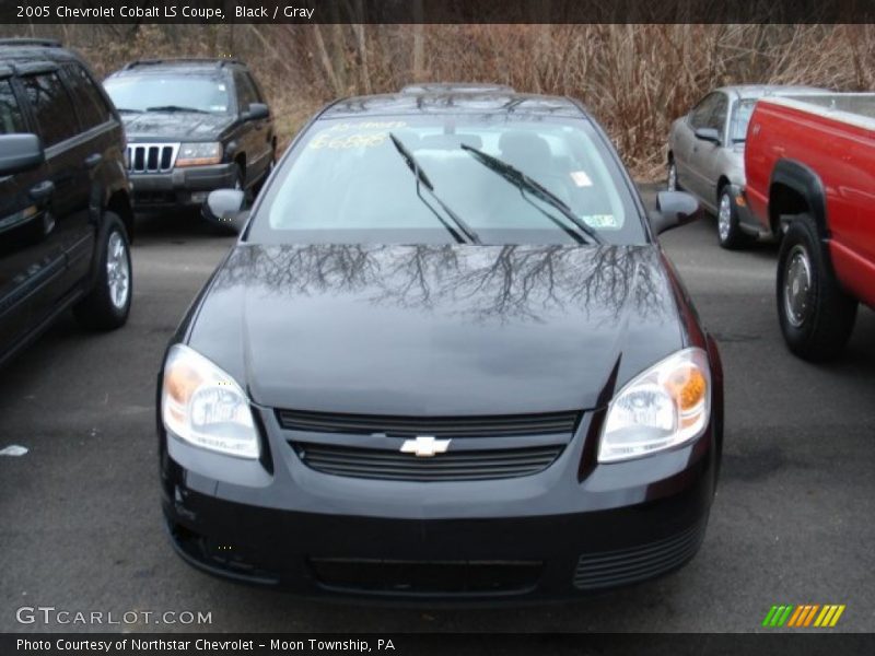 Black / Gray 2005 Chevrolet Cobalt LS Coupe