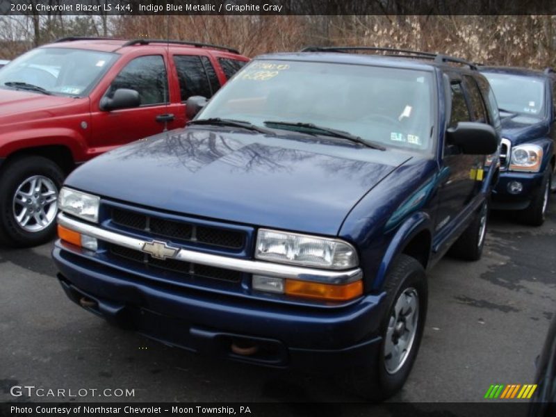 Indigo Blue Metallic / Graphite Gray 2004 Chevrolet Blazer LS 4x4