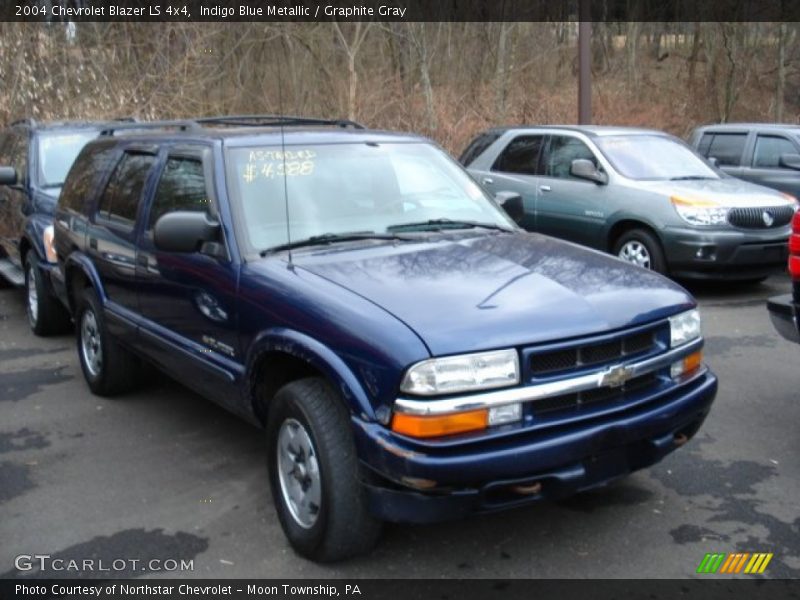 Indigo Blue Metallic / Graphite Gray 2004 Chevrolet Blazer LS 4x4