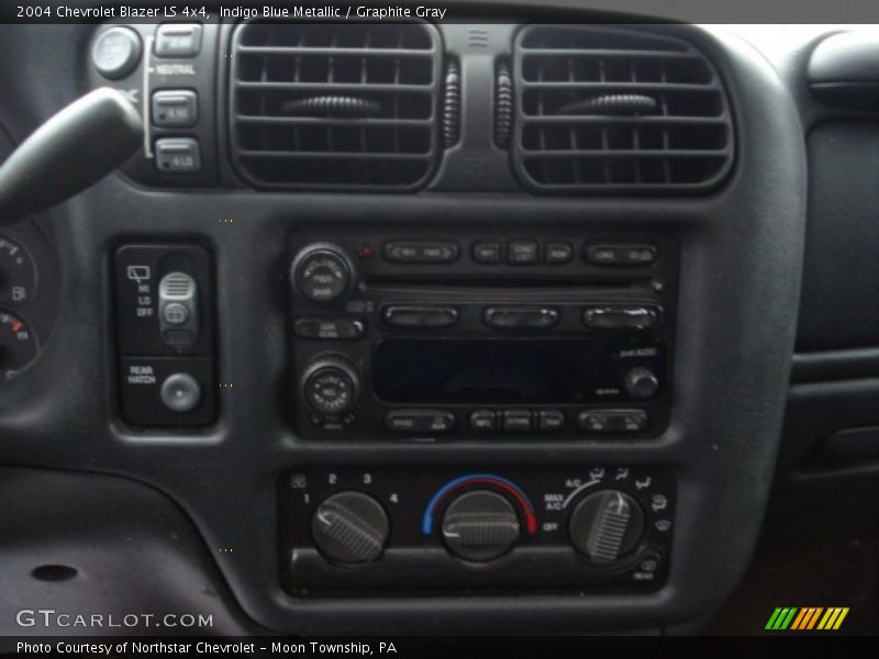 Indigo Blue Metallic / Graphite Gray 2004 Chevrolet Blazer LS 4x4