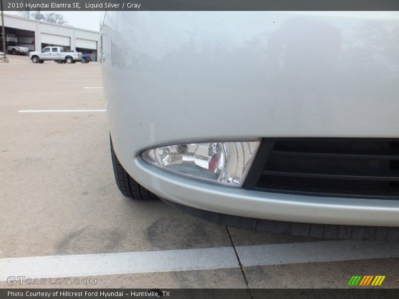 Liquid Silver / Gray 2010 Hyundai Elantra SE