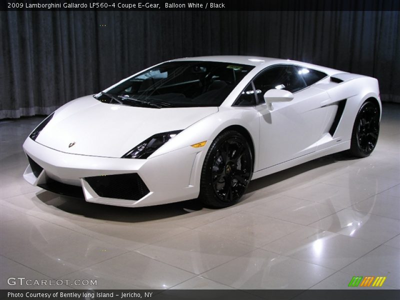 Balloon White / Black 2009 Lamborghini Gallardo LP560-4 Coupe E-Gear