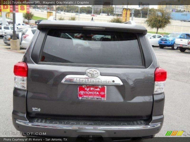 Magnetic Gray Metallic / Graphite 2010 Toyota 4Runner SR5