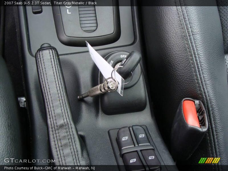 Titan Gray Metallic / Black 2007 Saab 9-5 2.3T Sedan
