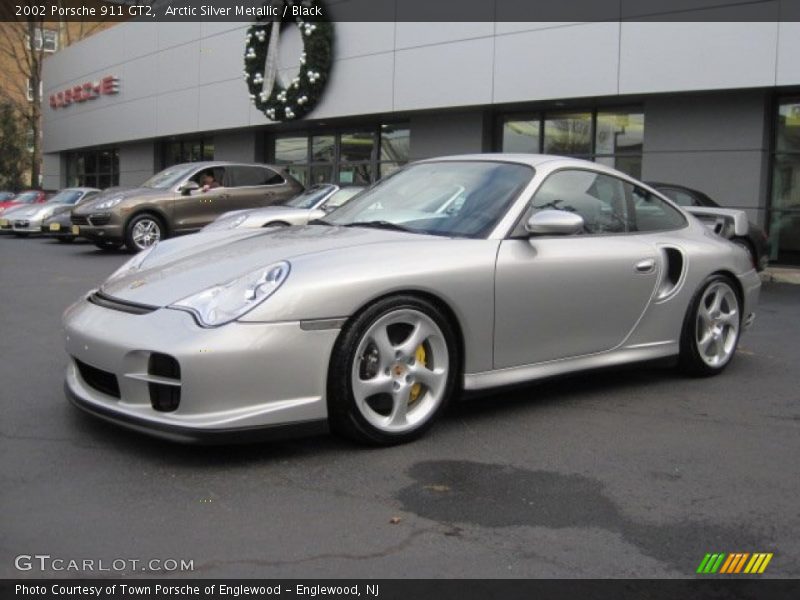 Front 3/4 View of 2002 911 GT2