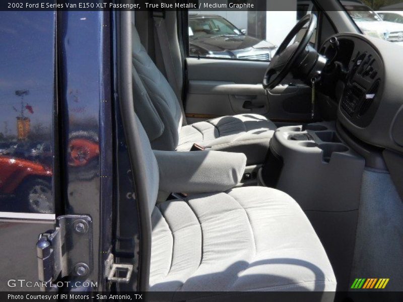 True Blue Metallic / Medium Graphite 2002 Ford E Series Van E150 XLT Passenger