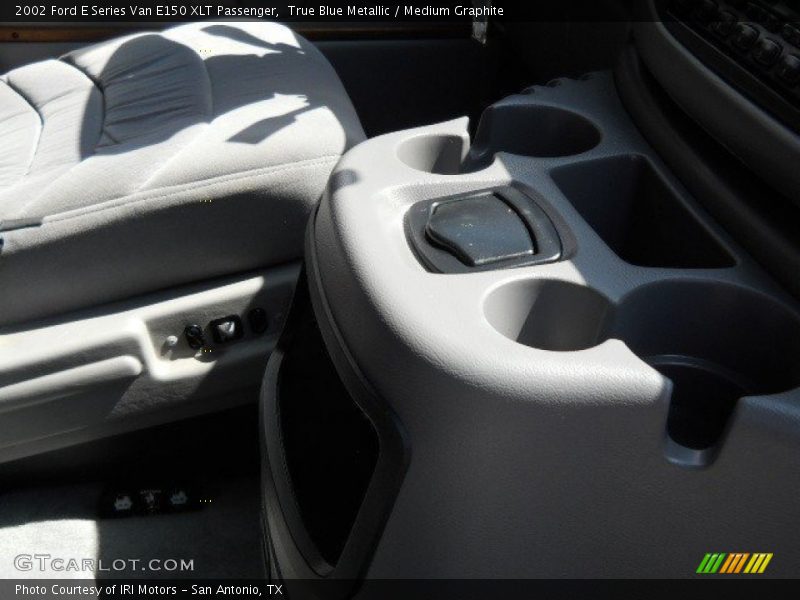 True Blue Metallic / Medium Graphite 2002 Ford E Series Van E150 XLT Passenger