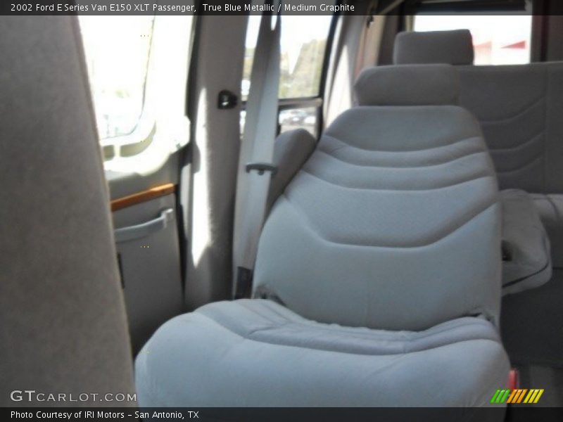 True Blue Metallic / Medium Graphite 2002 Ford E Series Van E150 XLT Passenger