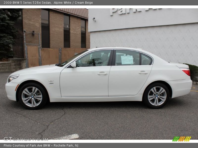 Alpine White / Cream Beige 2009 BMW 5 Series 528xi Sedan