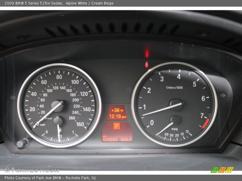 Alpine White / Cream Beige 2009 BMW 5 Series 528xi Sedan