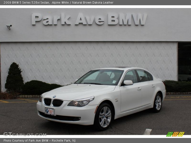 Alpine White / Natural Brown Dakota Leather 2009 BMW 5 Series 528xi Sedan