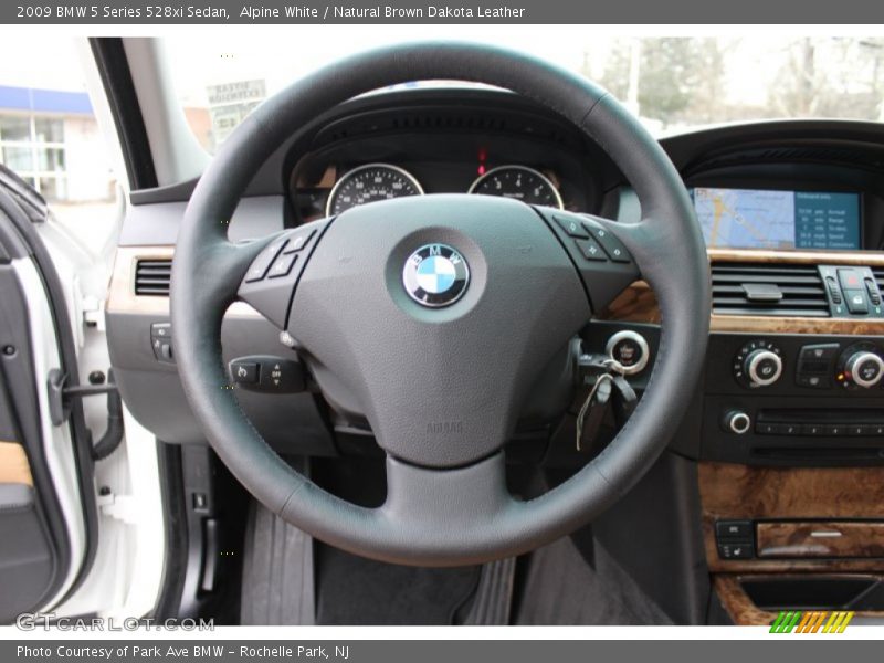 Alpine White / Natural Brown Dakota Leather 2009 BMW 5 Series 528xi Sedan