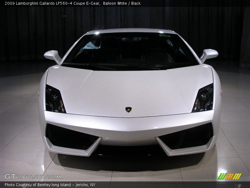 Balloon White / Black 2009 Lamborghini Gallardo LP560-4 Coupe E-Gear