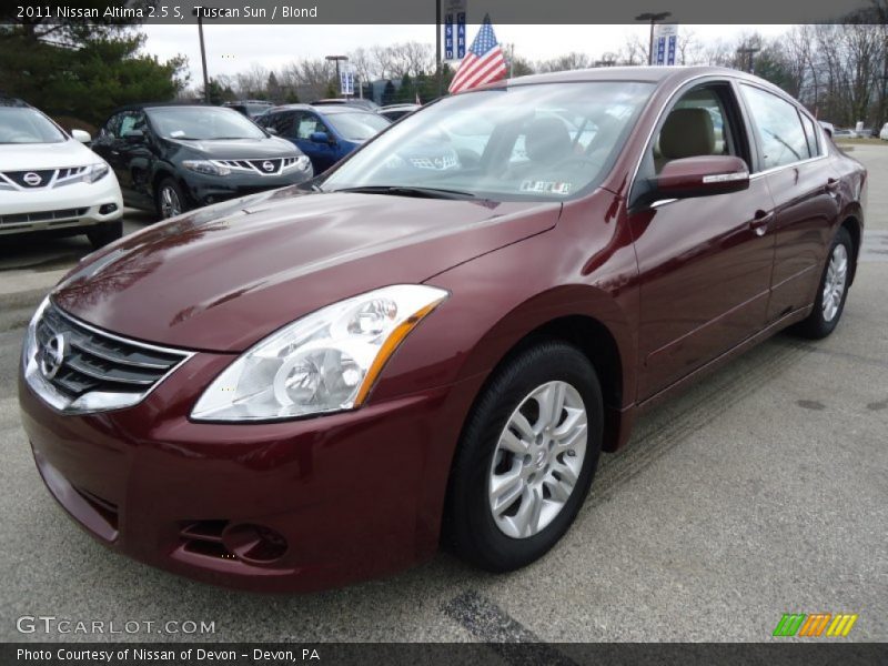 Tuscan Sun / Blond 2011 Nissan Altima 2.5 S