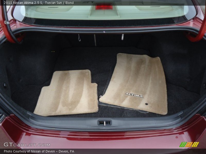 Tuscan Sun / Blond 2011 Nissan Altima 2.5 S