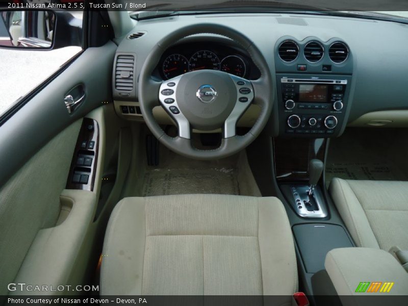 Tuscan Sun / Blond 2011 Nissan Altima 2.5 S