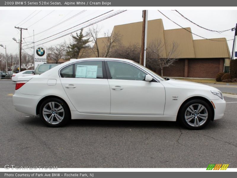 Alpine White / Cream Beige 2009 BMW 5 Series 528xi Sedan