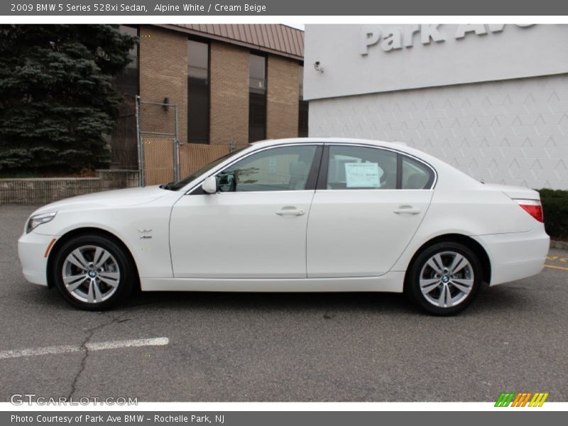Alpine White / Cream Beige 2009 BMW 5 Series 528xi Sedan