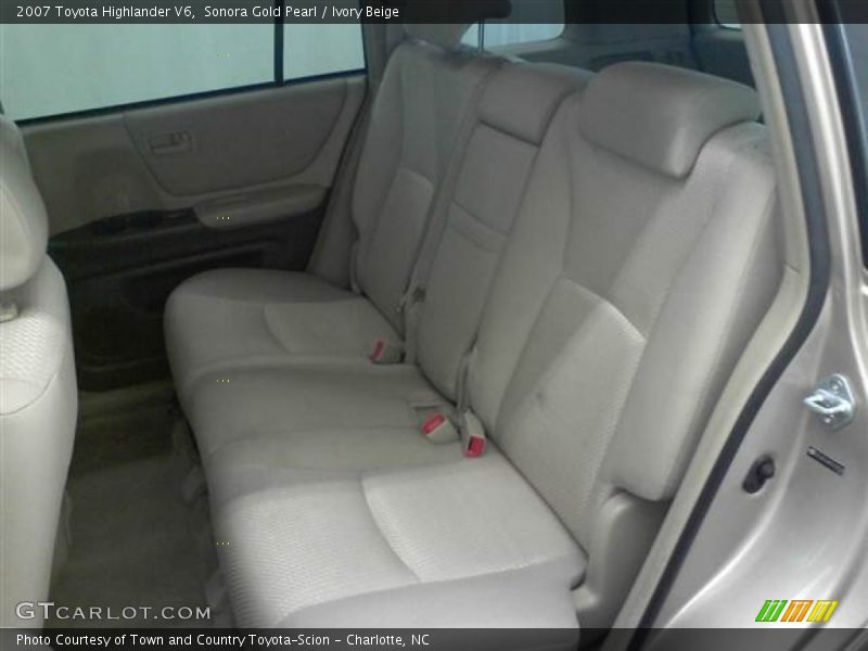 Sonora Gold Pearl / Ivory Beige 2007 Toyota Highlander V6