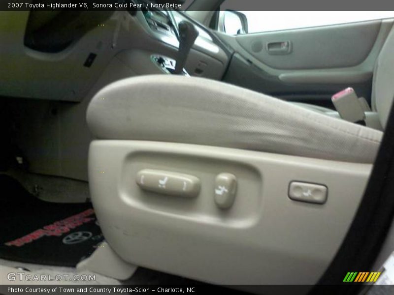 Sonora Gold Pearl / Ivory Beige 2007 Toyota Highlander V6