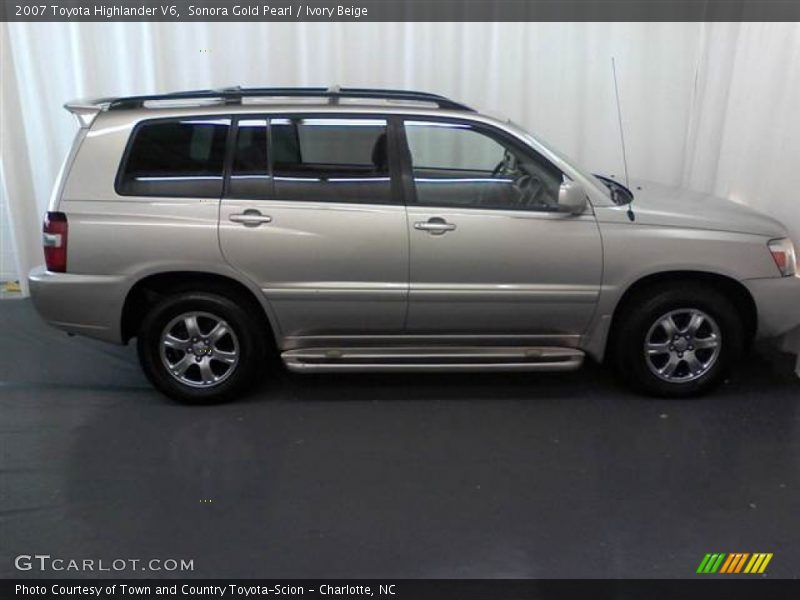 Sonora Gold Pearl / Ivory Beige 2007 Toyota Highlander V6